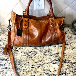 FRYE beautiful leather purse
